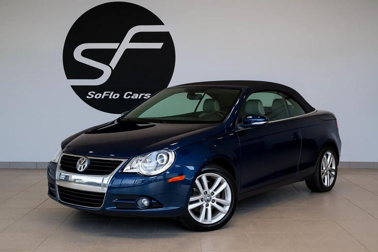 2010 Volkswagen Eos Komfort Hard Top Convertible 2D
