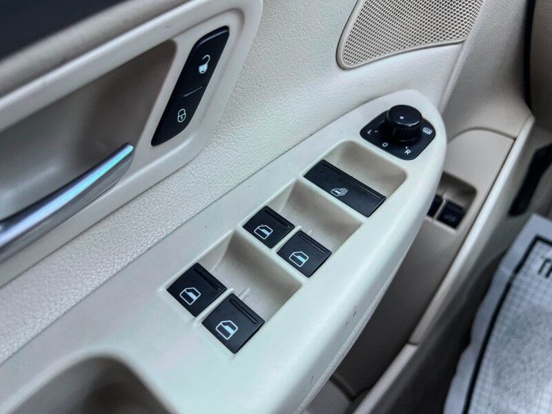 2010 Volkswagen Eos Komfort Wilmington NC