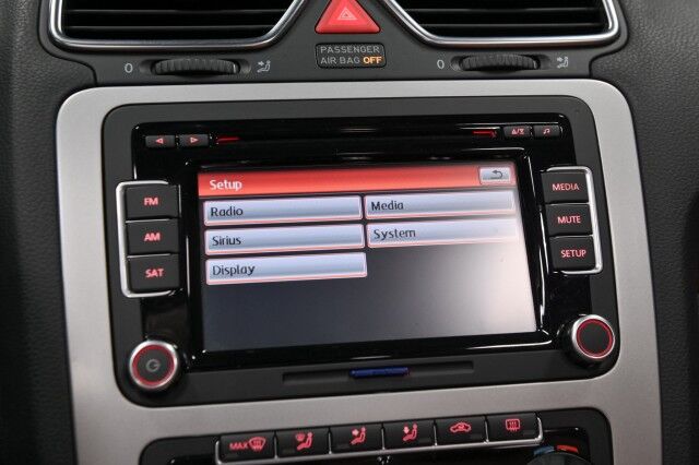 2010 Volkswagen Eos Lux 2dr Convertible Chicago IL
