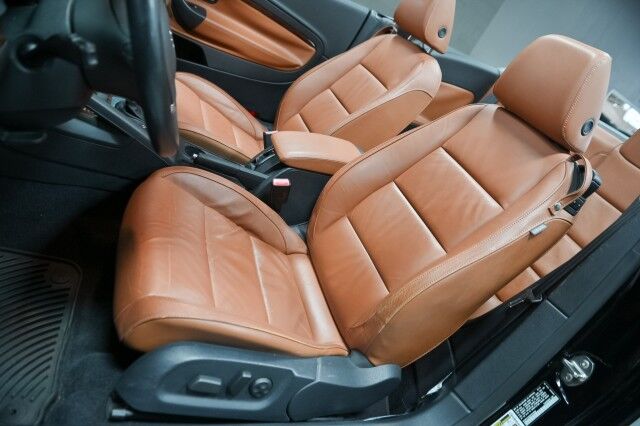 2010 Volkswagen Eos Lux 2dr Convertible Chicago IL