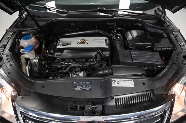 2010 Volkswagen Eos Lux 2dr Convertible Chicago IL