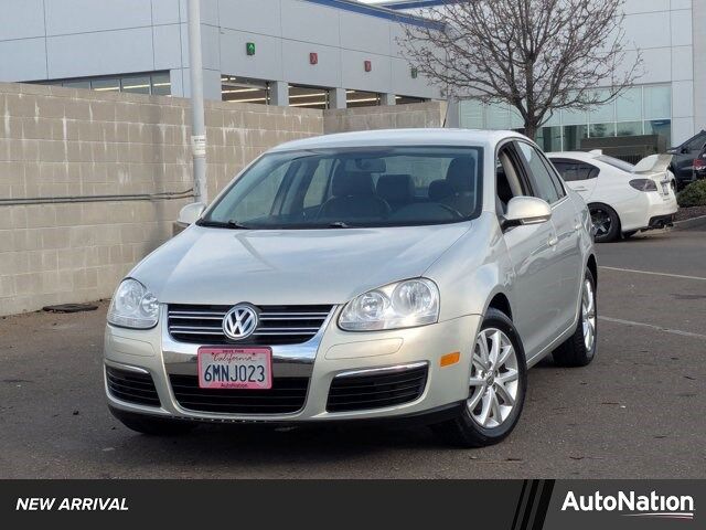 2010 Volkswagen Jetta Sedan Limited