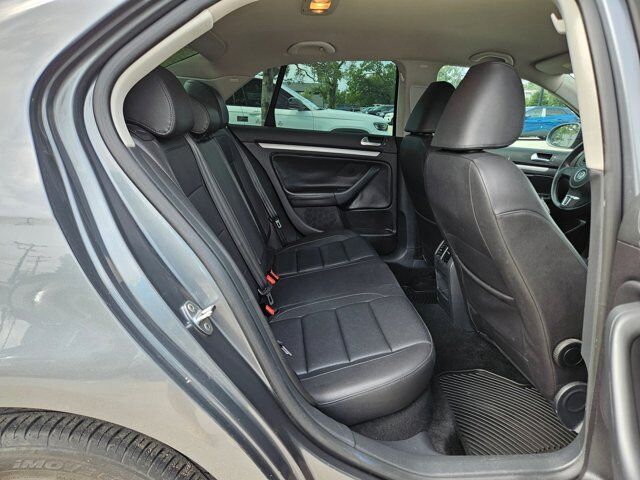 2010 Volkswagen Jetta Sedan Limited San Antonio TX