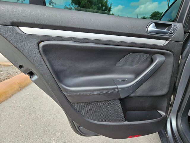2010 Volkswagen Jetta Sedan Limited San Antonio TX