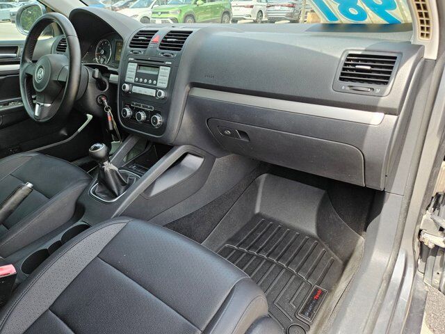 2010 Volkswagen Jetta Sedan Limited San Antonio TX