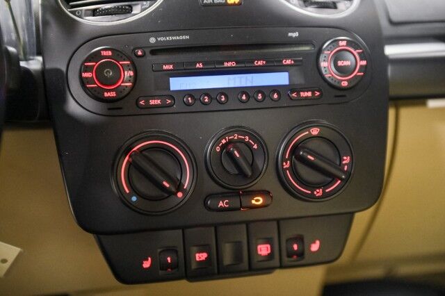 2010 Volkswagen New Beetle 5 Speed Manual 2dr Coupe Chicago IL