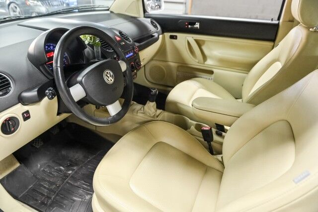 2010 Volkswagen New Beetle 5 Speed Manual 2dr Coupe Chicago IL