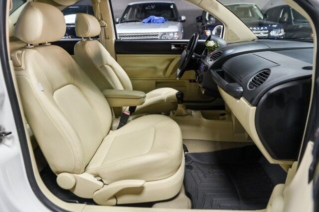 2010 Volkswagen New Beetle 5 Speed Manual 2dr Coupe Chicago IL