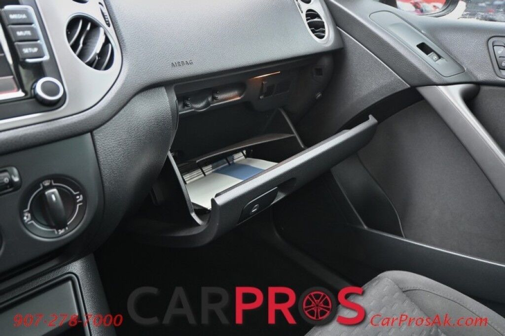 2010 Volkswagen Tiguan SEL - 2.0L Turbo - 6-Speed Automatic - All Wheel Drive - Keyless Entry - Power Door Locks & Windows - Tow Package Anchorage AK