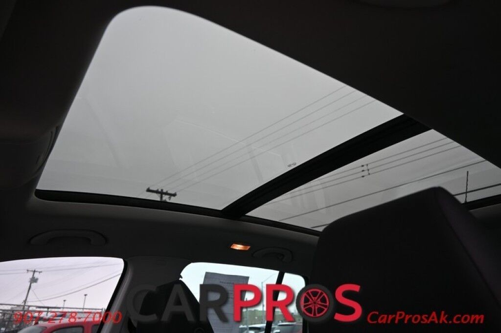 2010 Volkswagen Tiguan SEL - 2.0L Turbo - 6-Speed Automatic - All Wheel Drive - Keyless Entry - Power Door Locks & Windows - Tow Package Anchorage AK