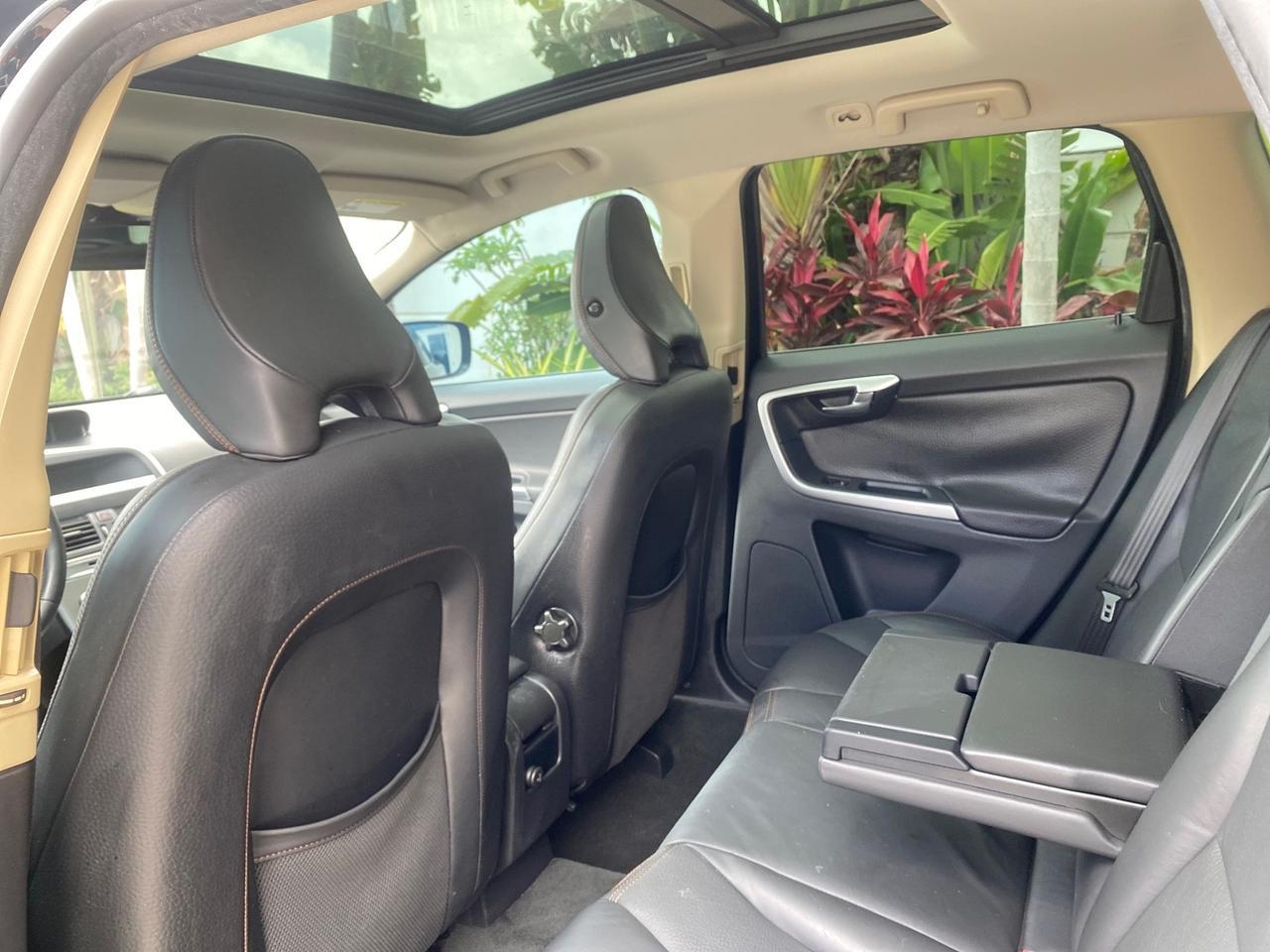 2010 Volvo XC60 3.0T AWD SUV SUNROOF Pompano Beach FL