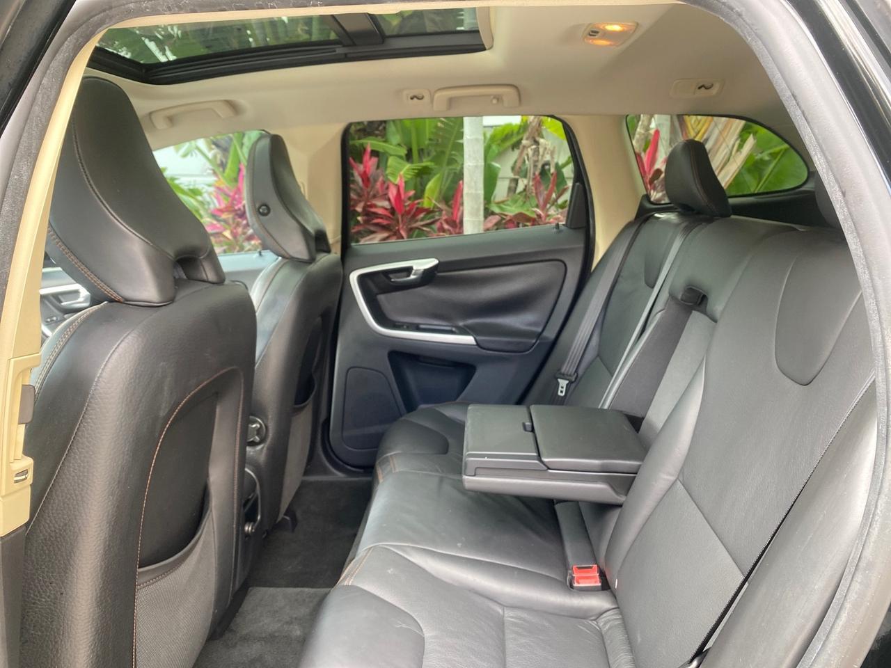 2010 Volvo XC60 3.0T AWD SUV SUNROOF Pompano Beach FL