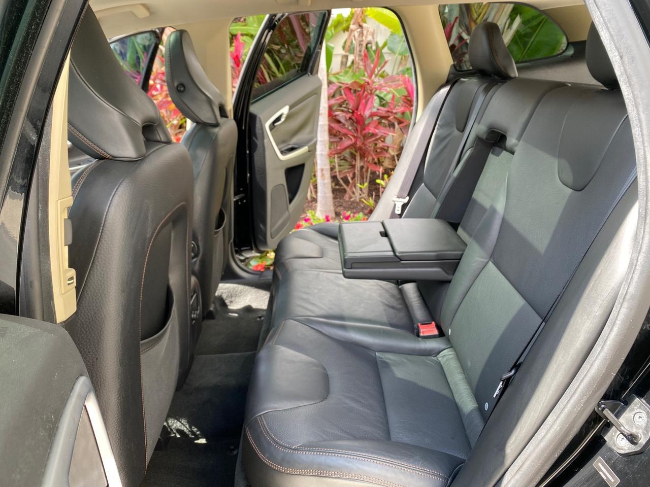 2010 Volvo XC60 3.0T AWD SUV SUNROOF Pompano Beach FL