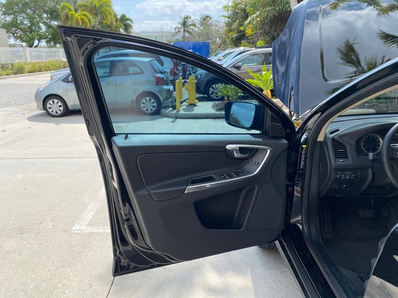 2010 Volvo XC60 3.0T AWD SUV SUNROOF Pompano Beach FL