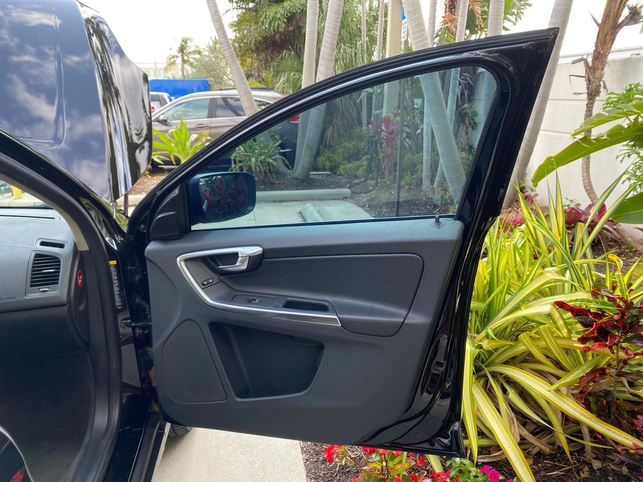 2010 Volvo XC60 3.0T AWD SUV SUNROOF Pompano Beach FL