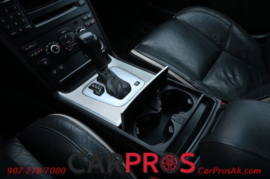 2010 Volvo XC90 3.2L I6 - All Wheel Drive - Power & Heated Leather Seats - Sunroof - 3rd Row - Seats 7 - Fog Lights - Keyless Entry / Start - Aluminum Wheels Anchorage AK