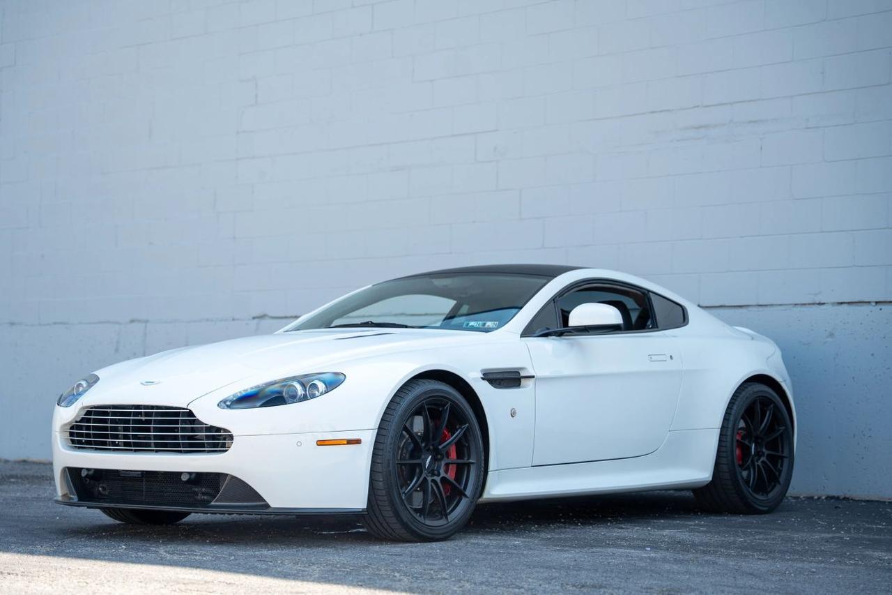 2011 Aston Martin Vantage V8 S Coupe 2D St. Louis MO