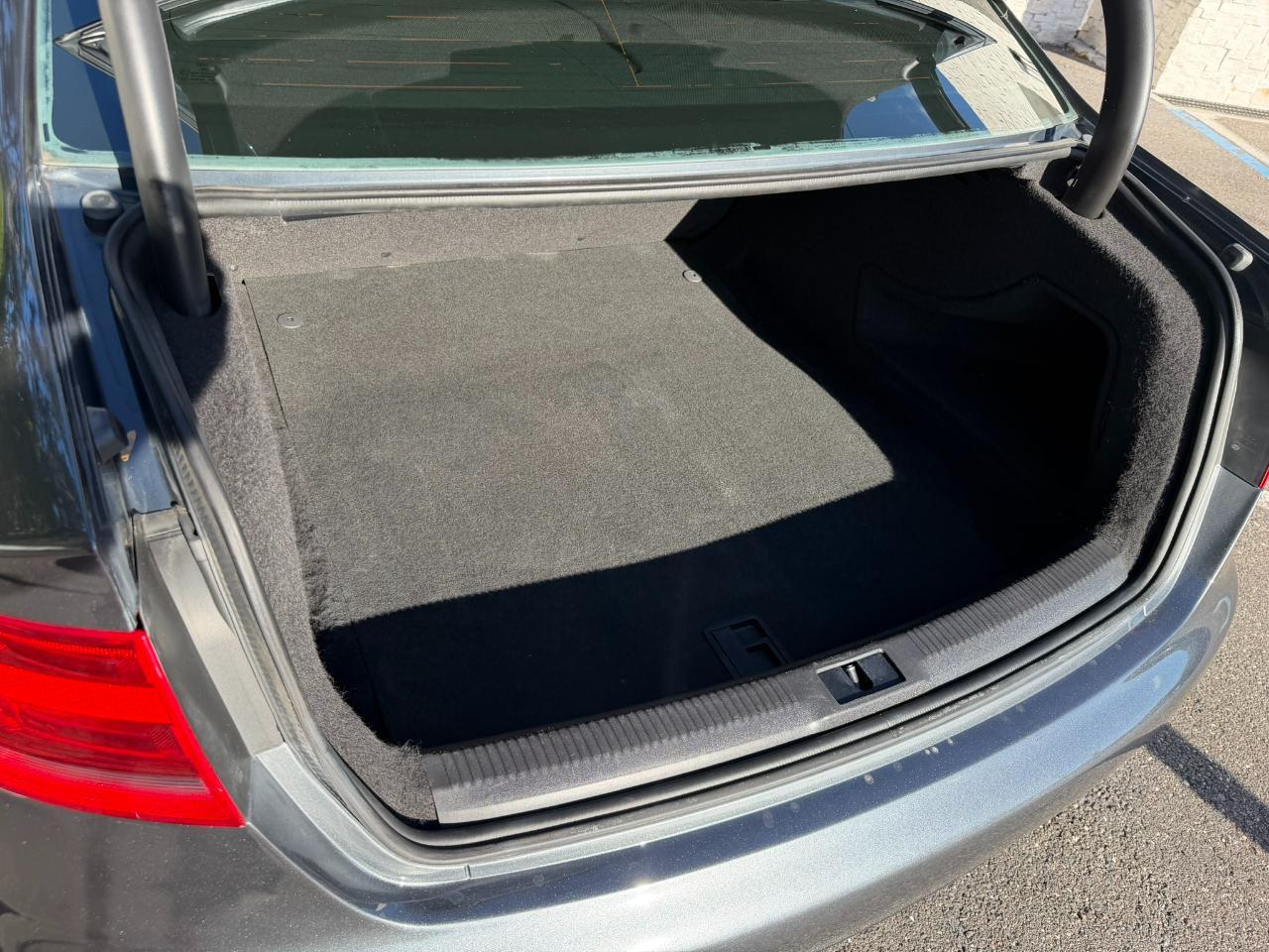2011 Audi A4 4dr Sdn Man quattro 2.0T Premium Jacksonville FL