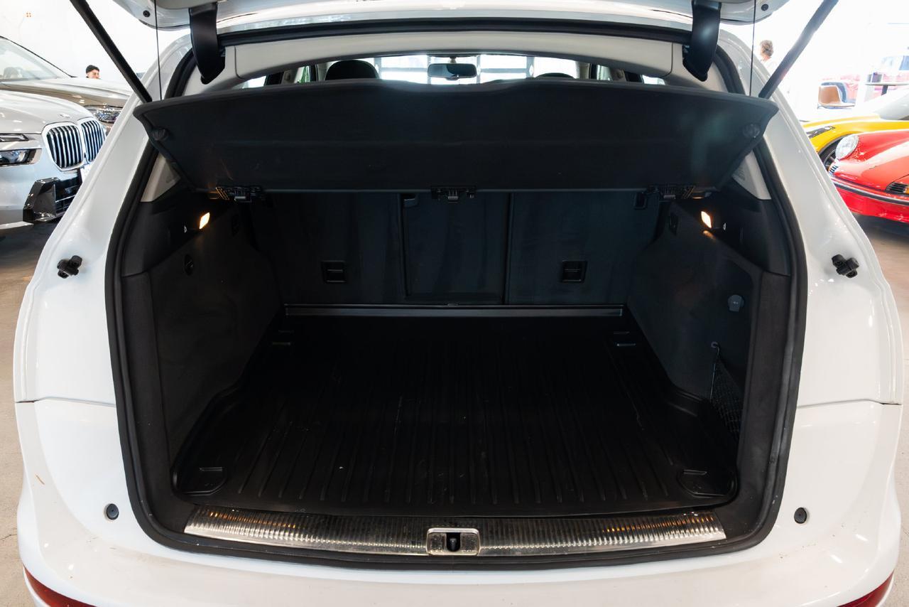 2011 Audi Q5 3.2 Prestige Gladstone OR