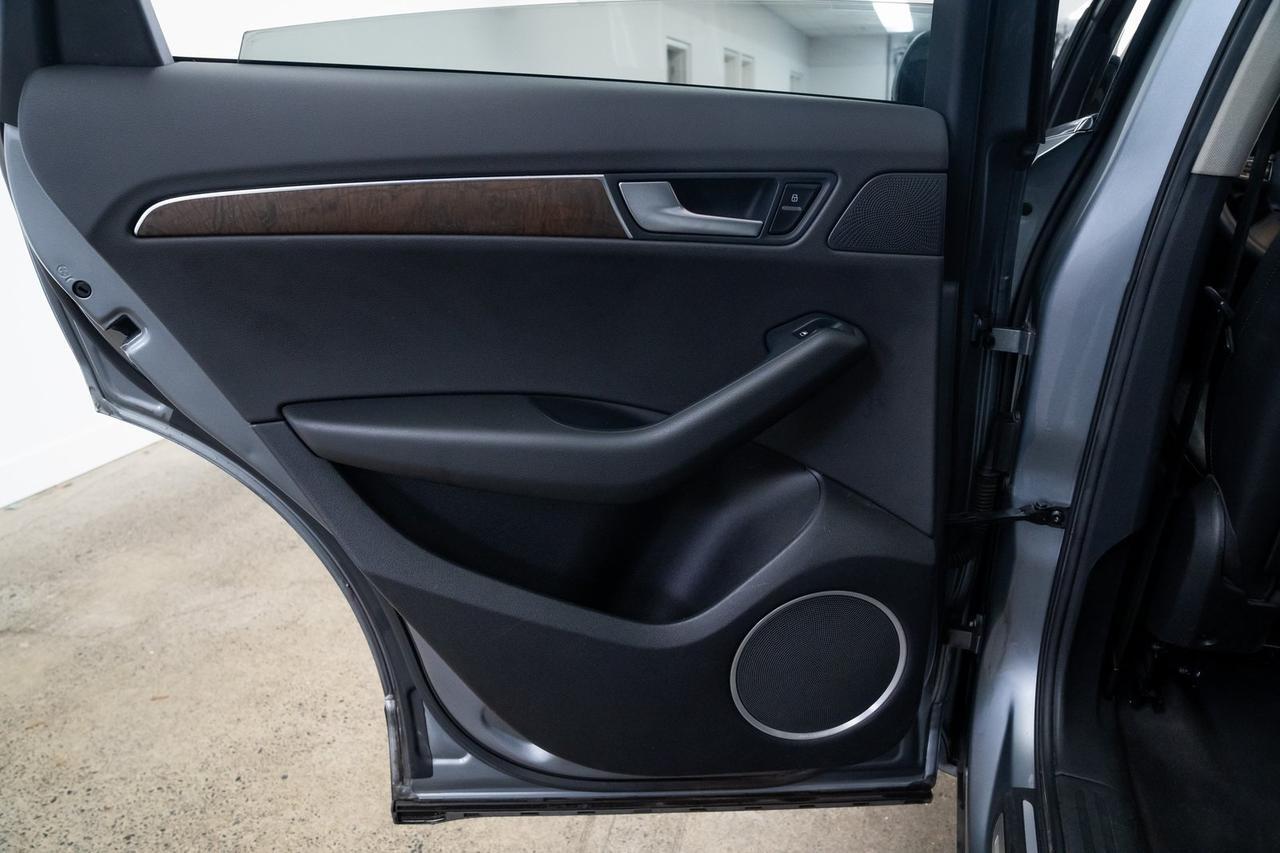 2011 Audi Q5 3.2 Prestige Heated Seats Prestige Package Portland OR