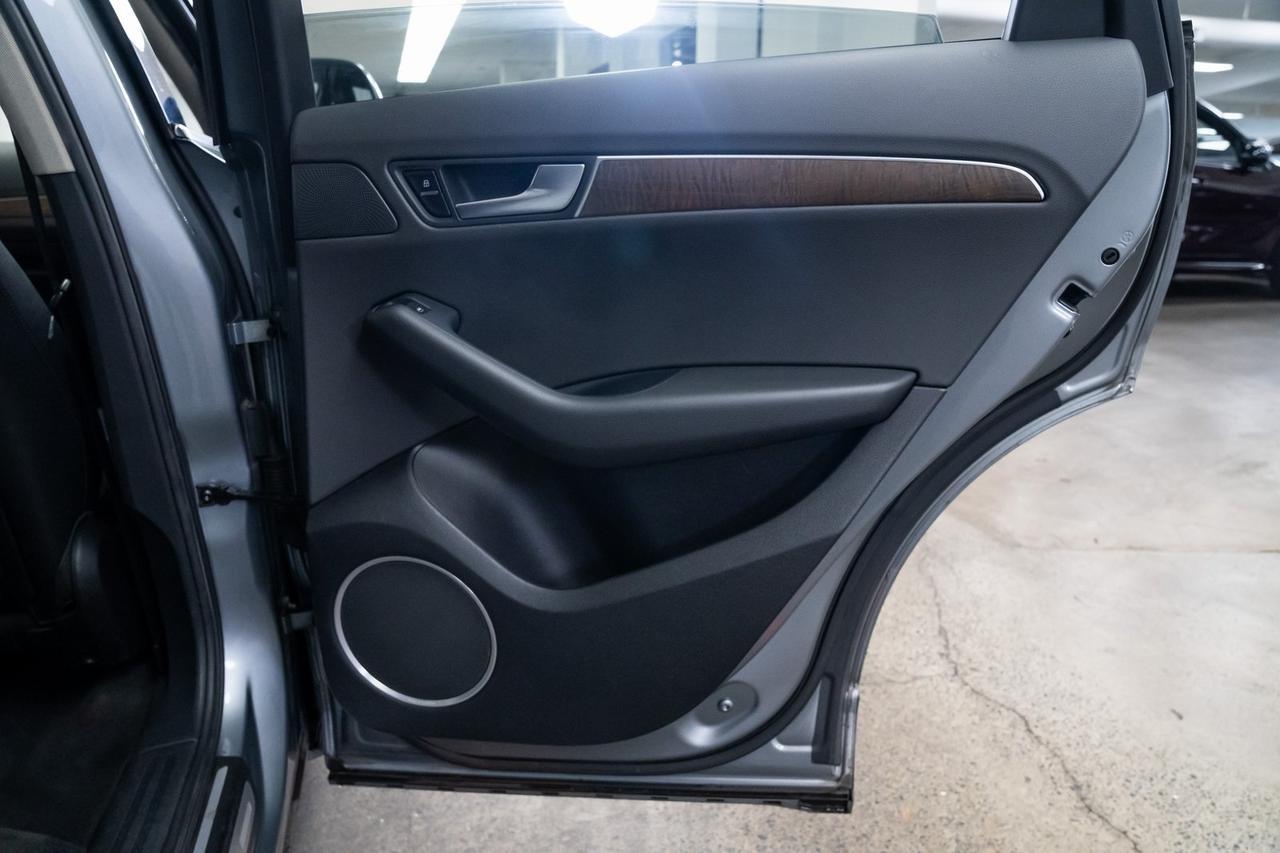 2011 Audi Q5 3.2 Prestige Heated Seats Prestige Package Portland OR