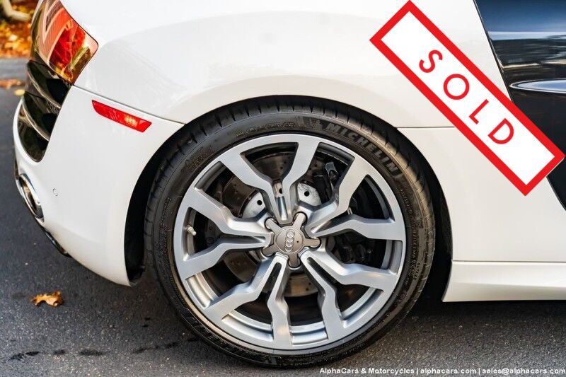 2011 Audi R8 5.2 FSI Quattro R-Tronic Coupe Boston MA