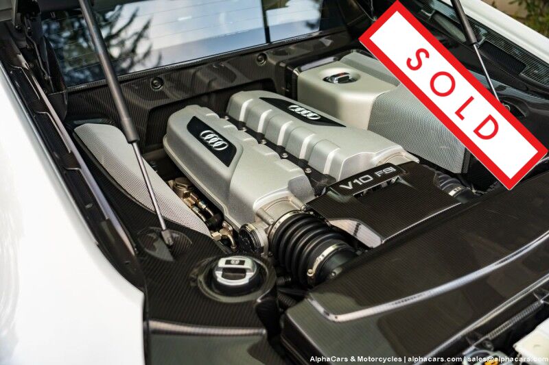 2011 Audi R8 5.2 FSI Quattro R-Tronic Coupe Boston MA