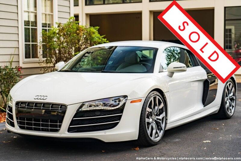 2011 Audi R8 5.2 FSI Quattro R-Tronic Coupe Boston MA