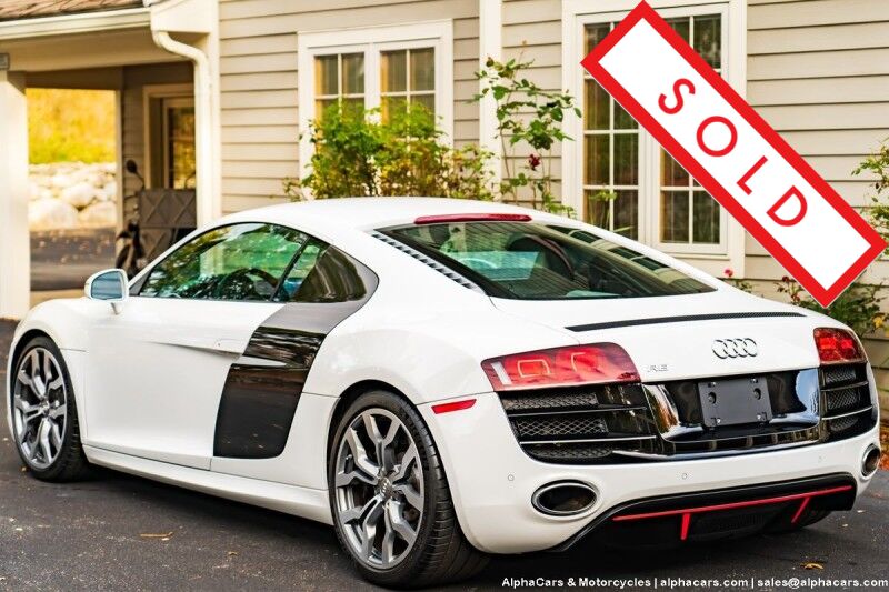2011 Audi R8 5.2 FSI Quattro R-Tronic Coupe Boston MA