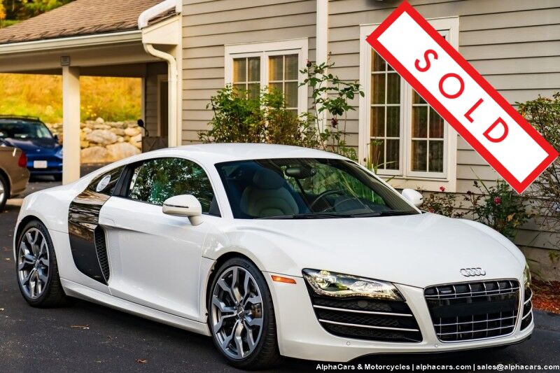 2011 Audi R8 5.2 FSI Quattro R-Tronic Coupe Boston MA