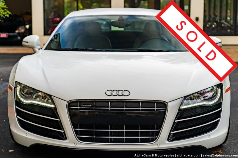 2011 Audi R8 5.2 FSI Quattro R-Tronic Coupe Boston MA
