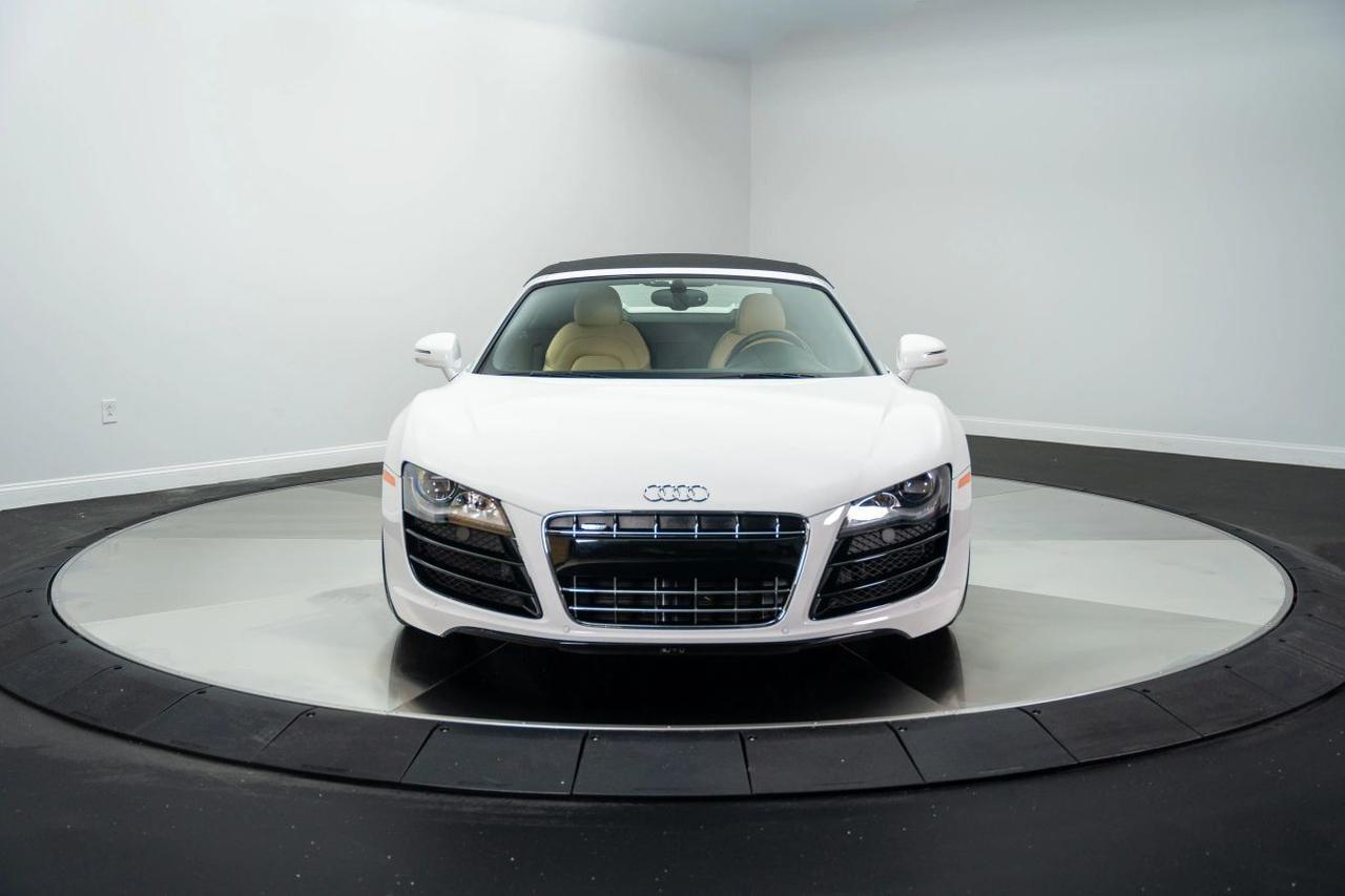 2011 Audi R8 5.2 Quattro Spyder Convertible 2D St. Louis MO
