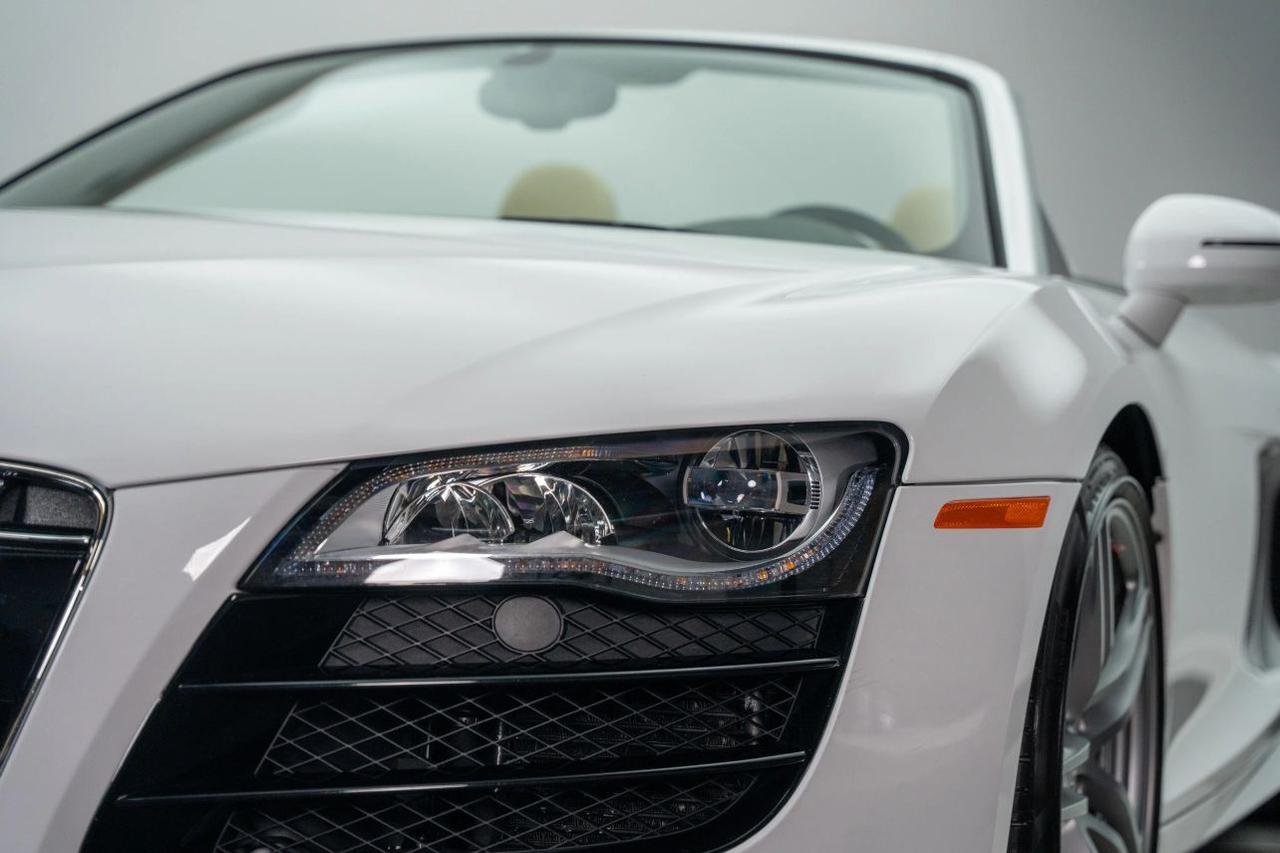 2011 Audi R8 5.2 Quattro Spyder Convertible 2D St. Louis MO