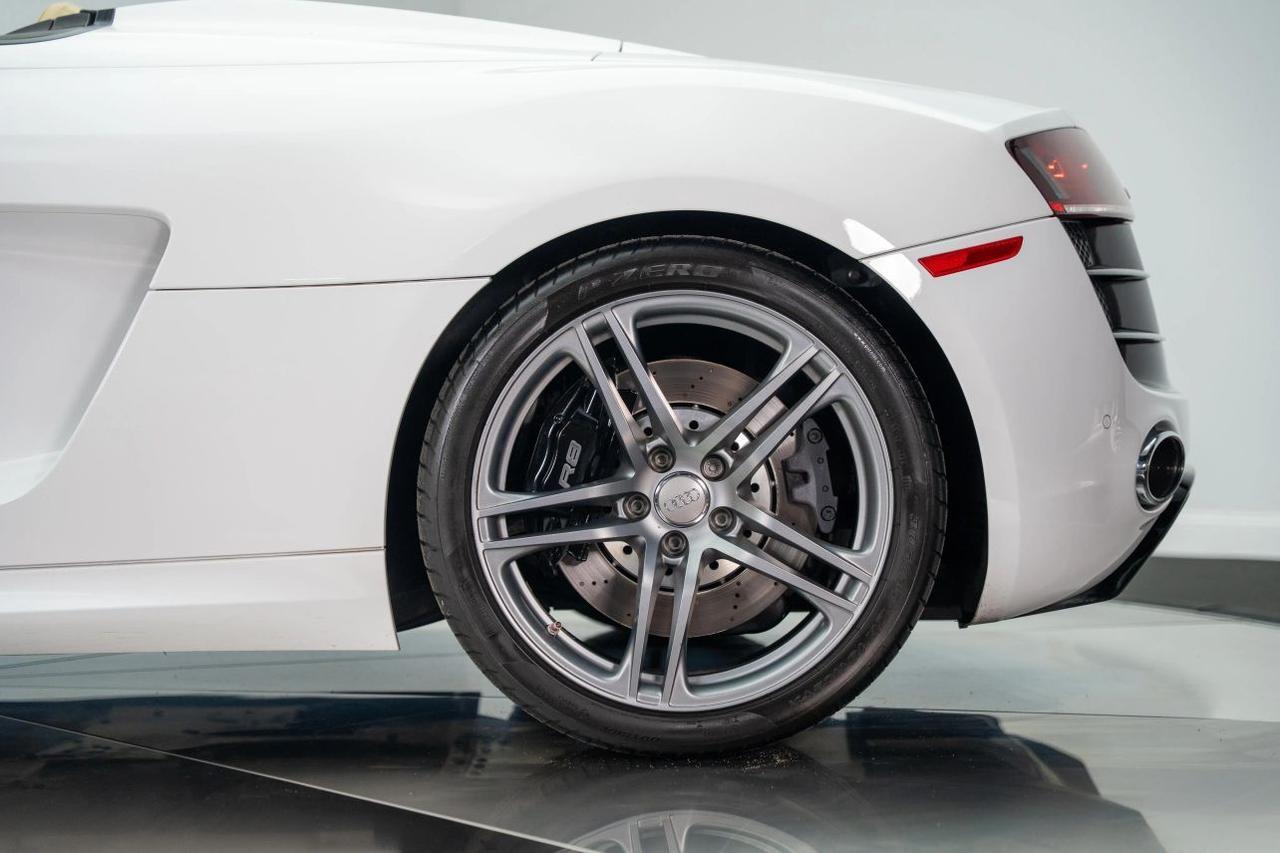 2011 Audi R8 5.2 Quattro Spyder Convertible 2D St. Louis MO