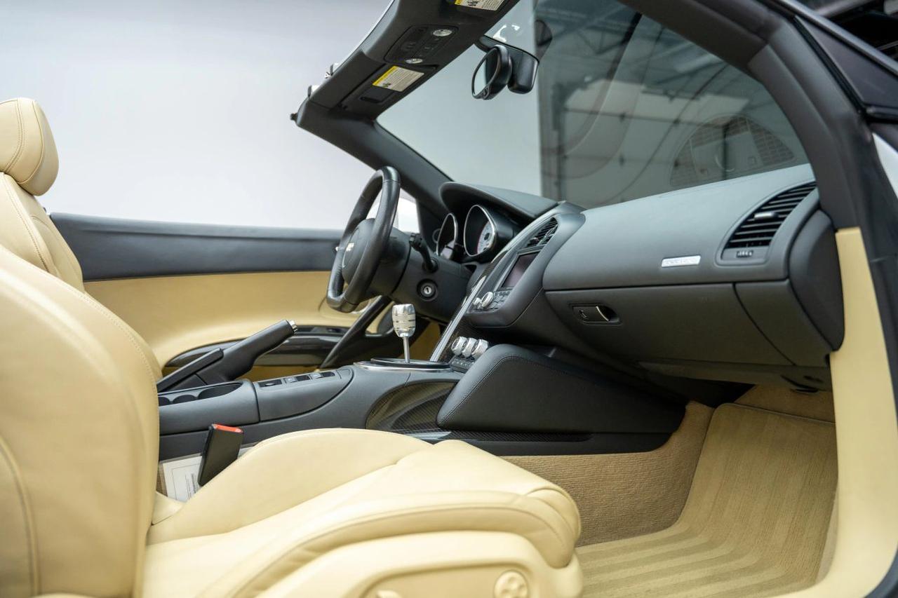 2011 Audi R8 5.2 Quattro Spyder Convertible 2D St. Louis MO