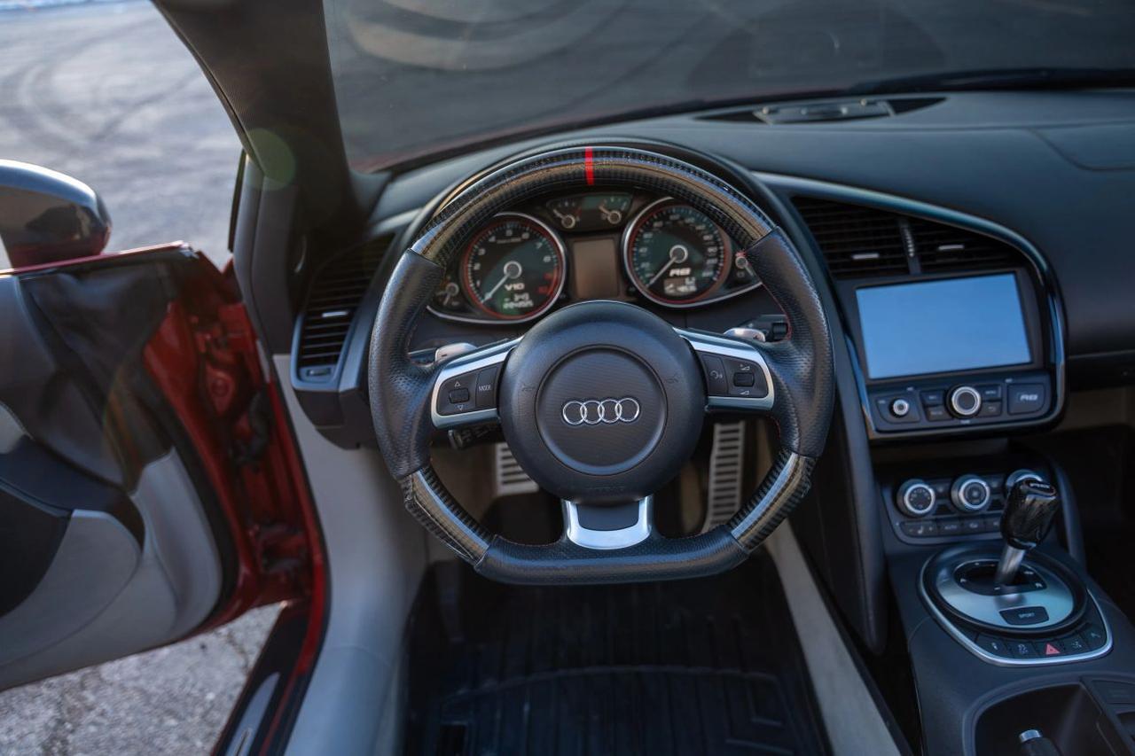 2011 Audi R8 5.2 Quattro Spyder Convertible 2D St. Louis MO