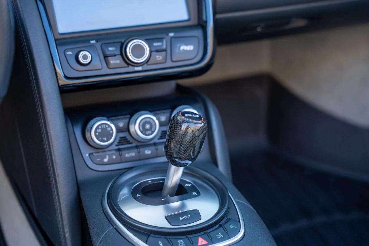 2011 Audi R8 5.2 Quattro Spyder Convertible 2D St. Louis MO