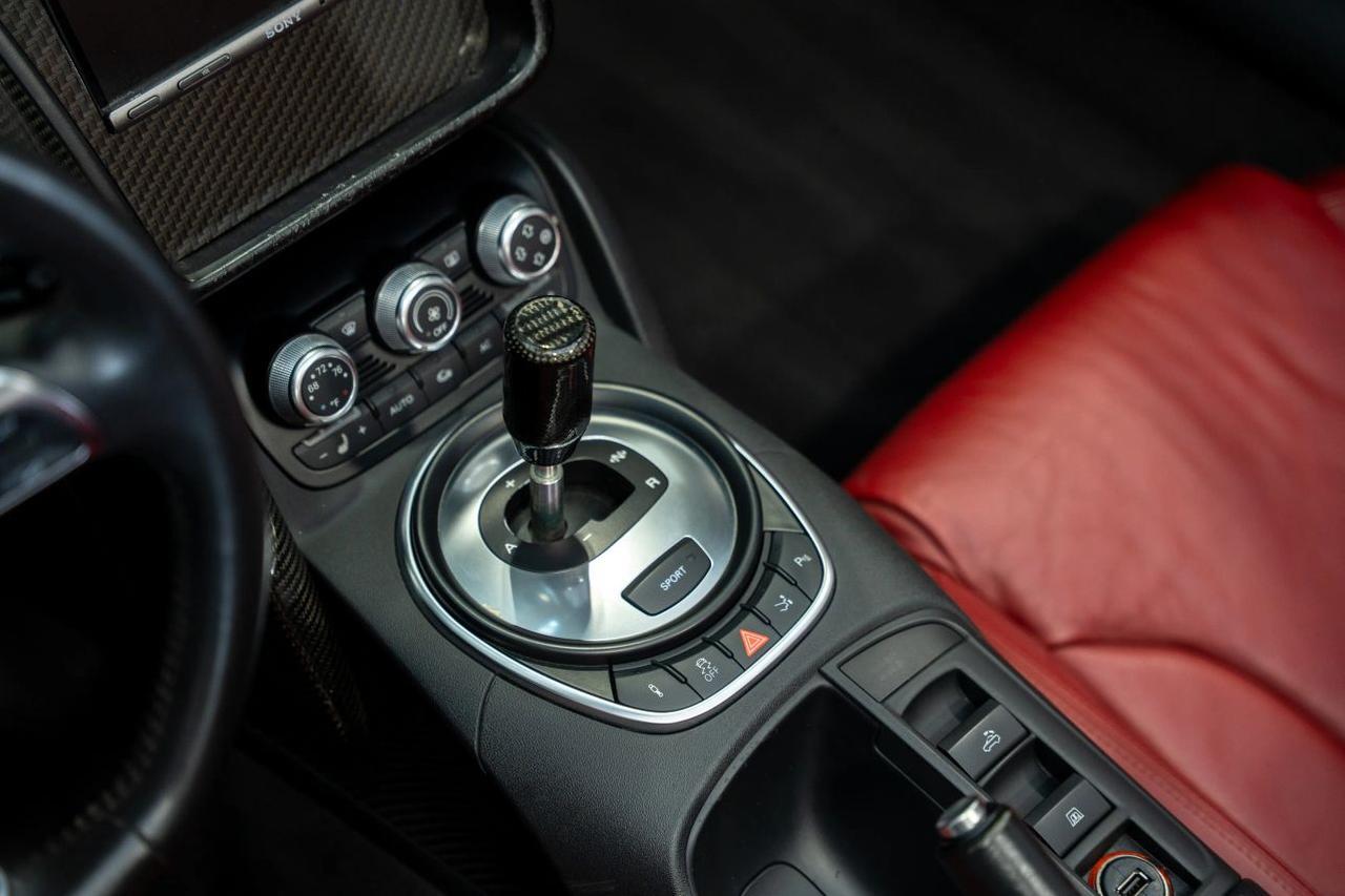 2011 Audi R8 5.2 Quattro Spyder Convertible 2D St. Louis MO