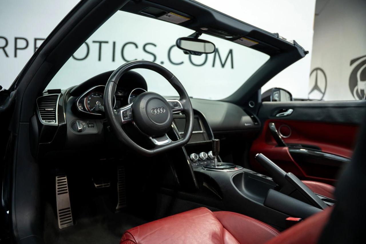 2011 Audi R8 5.2 Quattro Spyder Convertible 2D St. Louis MO