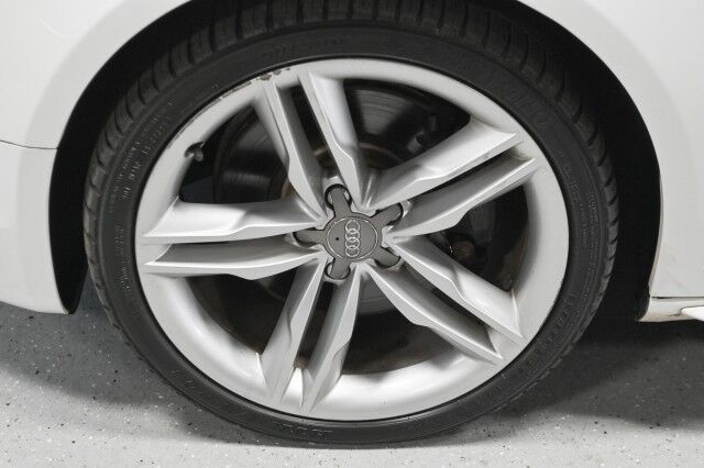 2011 Audi S5 4.2L Manual Quattro Prestige 2dr Coupe Chicago IL