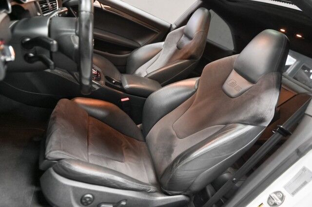 2011 Audi S5 4.2L Manual Quattro Prestige 2dr Coupe Chicago IL