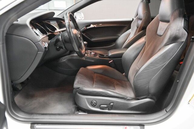 2011 Audi S5 4.2L Manual Quattro Prestige 2dr Coupe Chicago IL