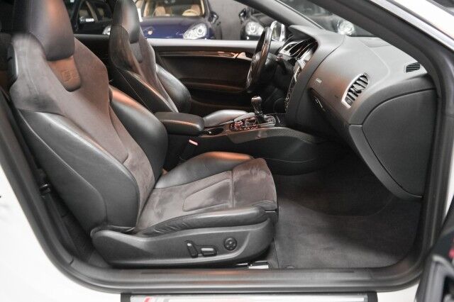 2011 Audi S5 4.2L Manual Quattro Prestige 2dr Coupe Chicago IL