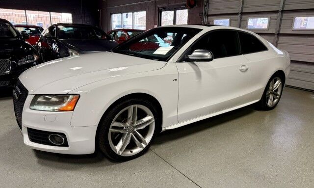 2011 Audi S5 4.2L Manual Quattro Prestige 2dr Coupe