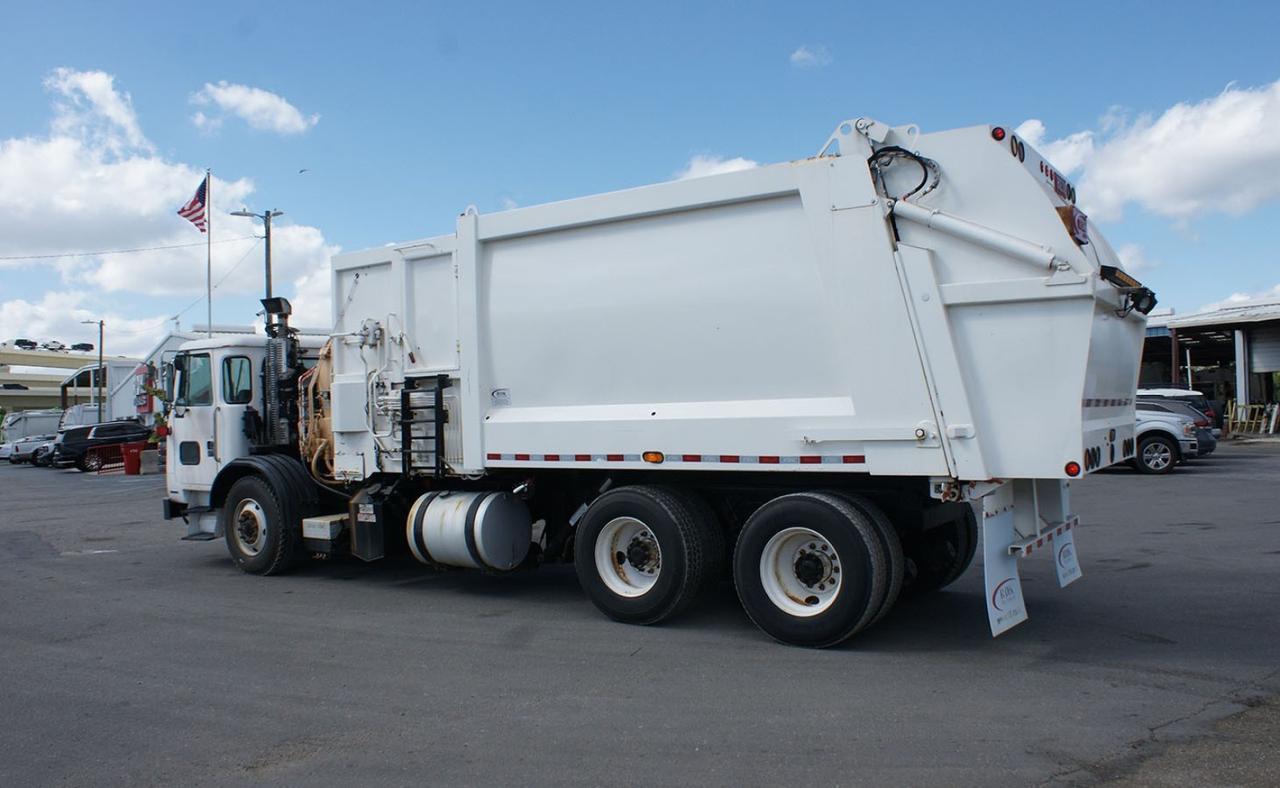 2011 Autocar ACX64 28 yard Heil Side Loader Garbage Truck Tampa FL