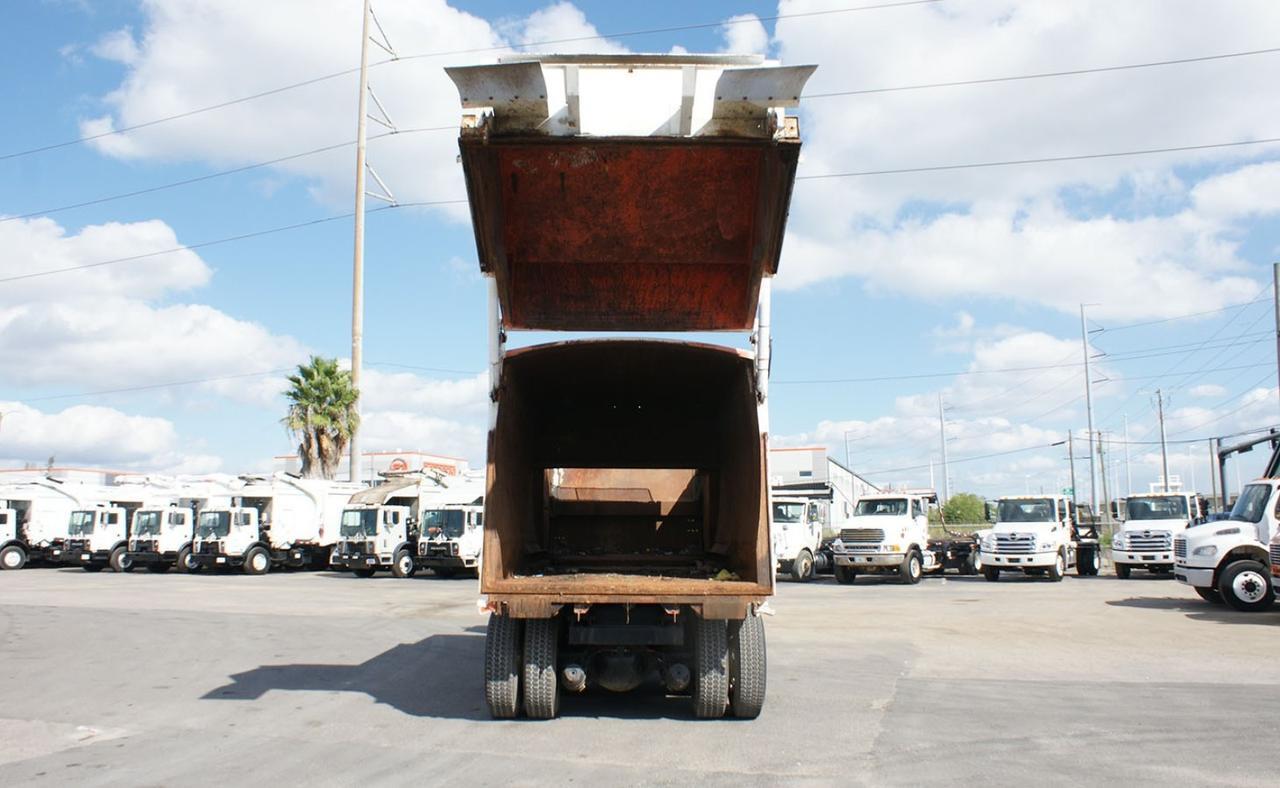 2011 Autocar ACX64 28 yard Heil Side Loader Garbage Truck Tampa FL