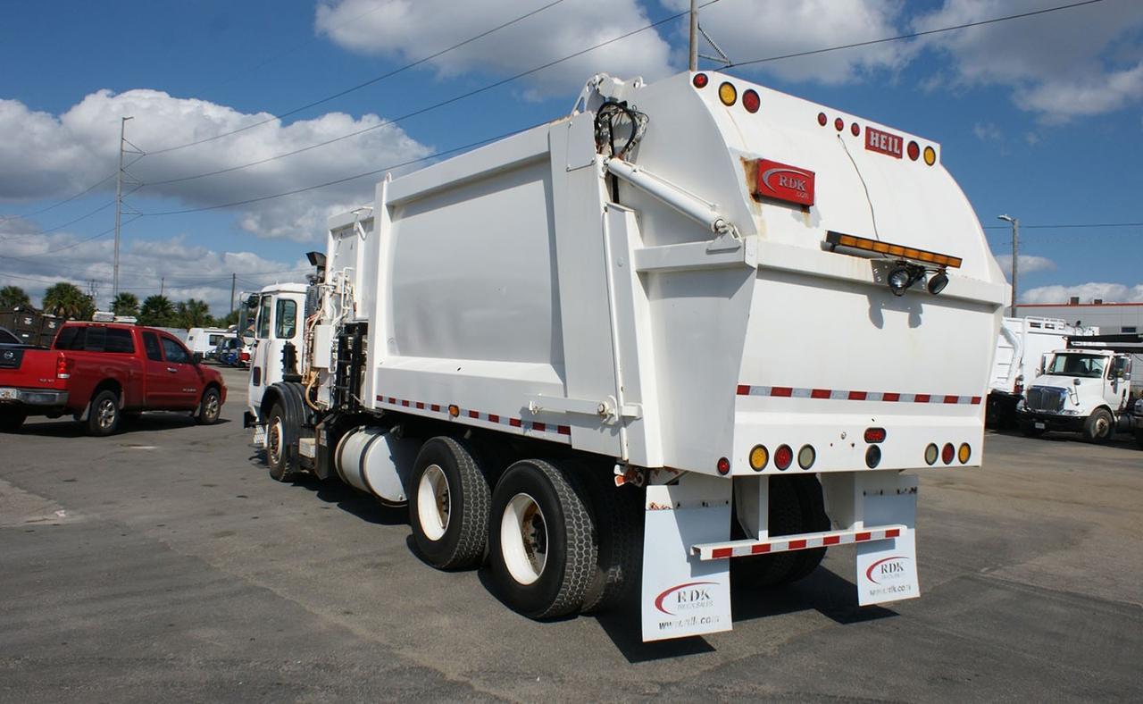 2011 Autocar ACX64 28 yard Heil Side Loader Garbage Truck Tampa FL