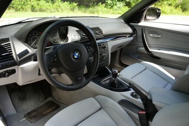 2011 BMW 1 Series 135i / Convertible / Harman Kardon Audio / Sport Package! High Point NC