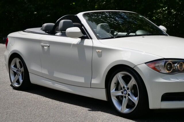 2011 BMW 1 Series 135i / Convertible / Harman Kardon Audio / Sport Package! High Point NC