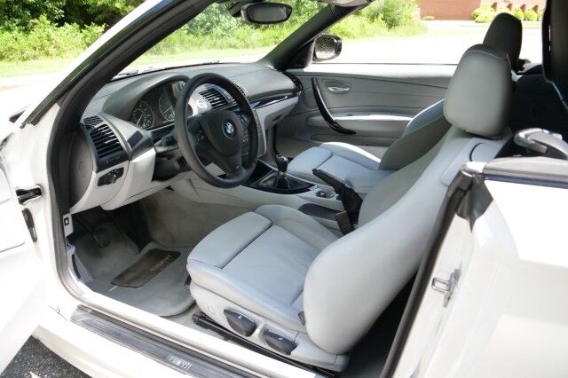 2011 BMW 1 Series 135i / Convertible / Harman Kardon Audio / Sport Package! High Point NC
